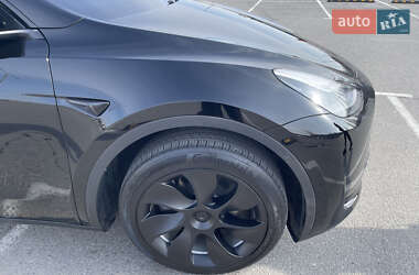 Внедорожник / Кроссовер Tesla Model Y 2023 в 