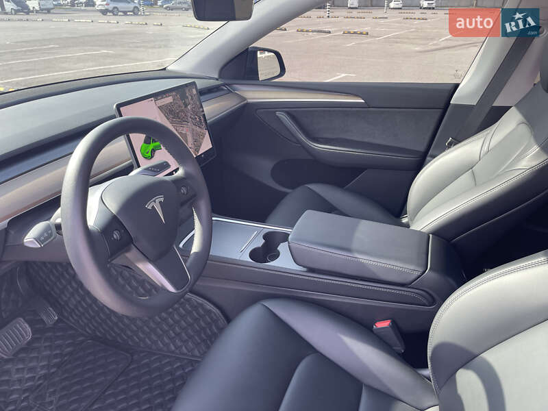 Внедорожник / Кроссовер Tesla Model Y 2023 в Днепре