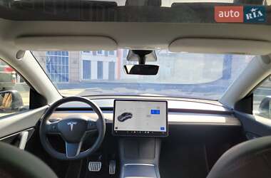 Внедорожник / Кроссовер Tesla Model Y 2021 в Ровно