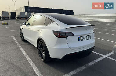 Позашляховик / Кросовер Tesla Model Y 2022 в Львові