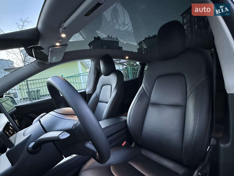 Внедорожник / Кроссовер Tesla Model Y 2022 в Ивано-Франковске
