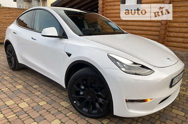 Позашляховик / Кросовер Tesla Model Y 2022 в Києві