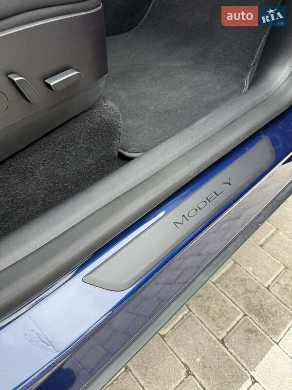 Внедорожник / Кроссовер Tesla Model Y 2022 в Виннице
