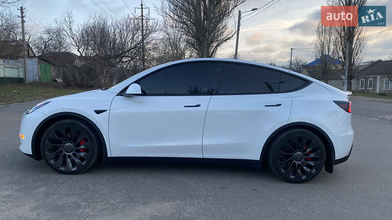 Внедорожник / Кроссовер Tesla Model Y 2022 в Одессе