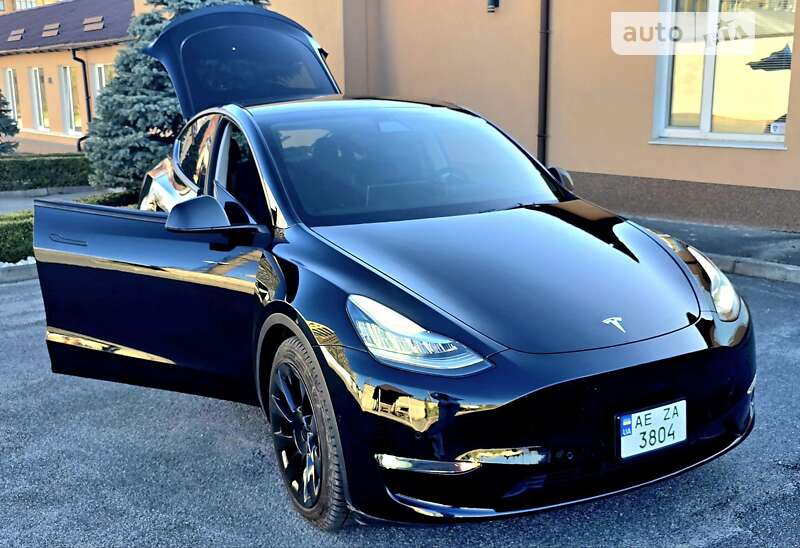 Внедорожник / Кроссовер Tesla Model Y 2022 в Днепре