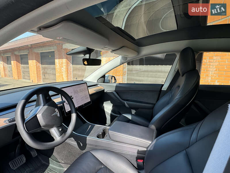 Позашляховик / Кросовер Tesla Model Y 2020 в Черкасах