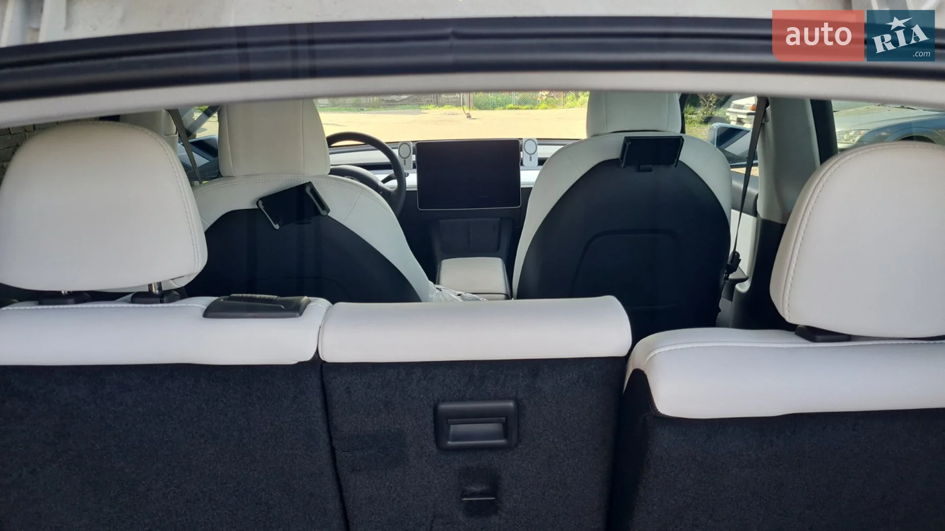 2022 Tesla Model Y - мініатюра 9