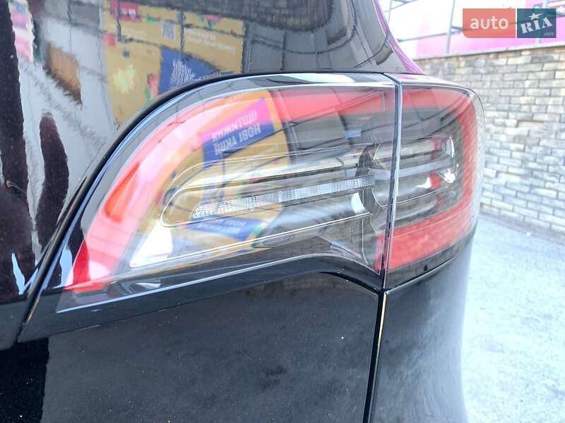 Внедорожник / Кроссовер Tesla Model Y 2021 в Никополе