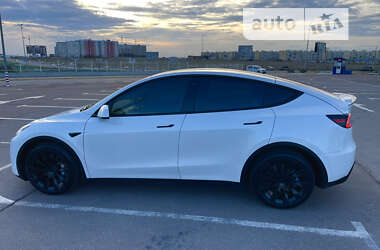 Внедорожник / Кроссовер Tesla Model Y 2021 в Одессе