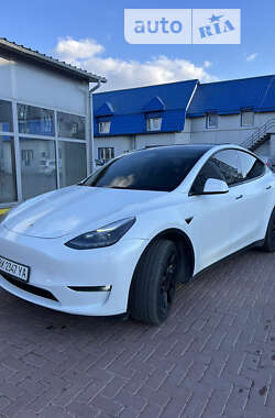 Внедорожник / Кроссовер Tesla Model Y 2022 в Ровно
