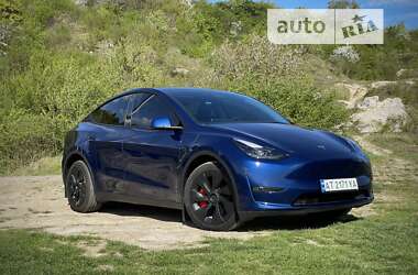 Внедорожник / Кроссовер Tesla Model Y 2023 в 