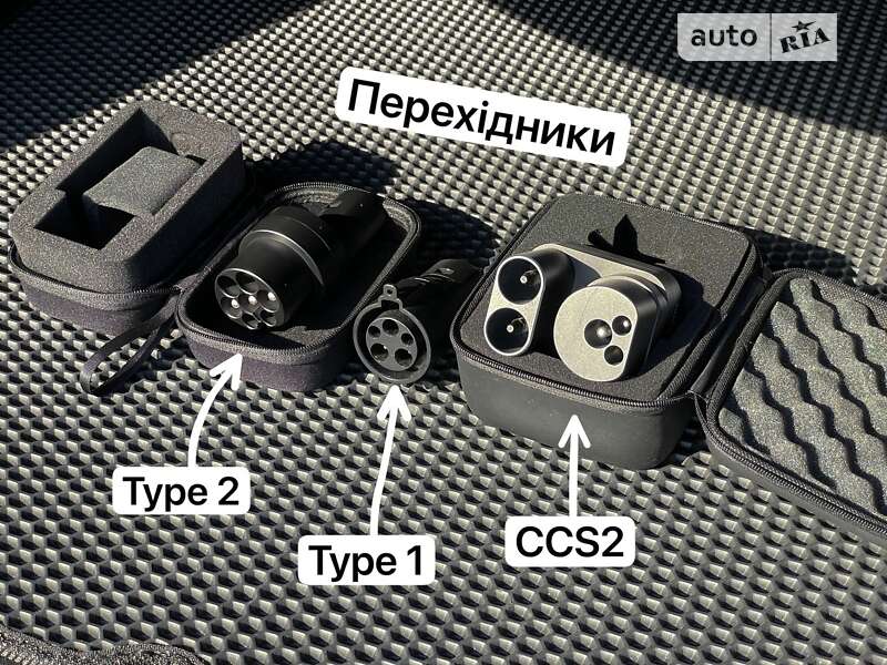 Позашляховик / Кросовер Tesla Model Y 2023 в Івано-Франківську