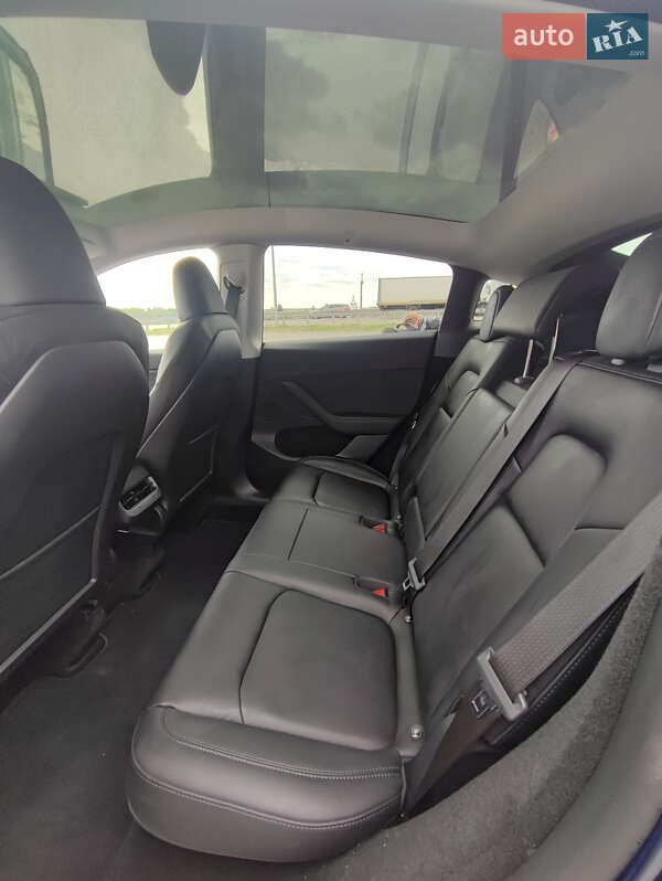 Позашляховик / Кросовер Tesla Model Y 2022 в Львові