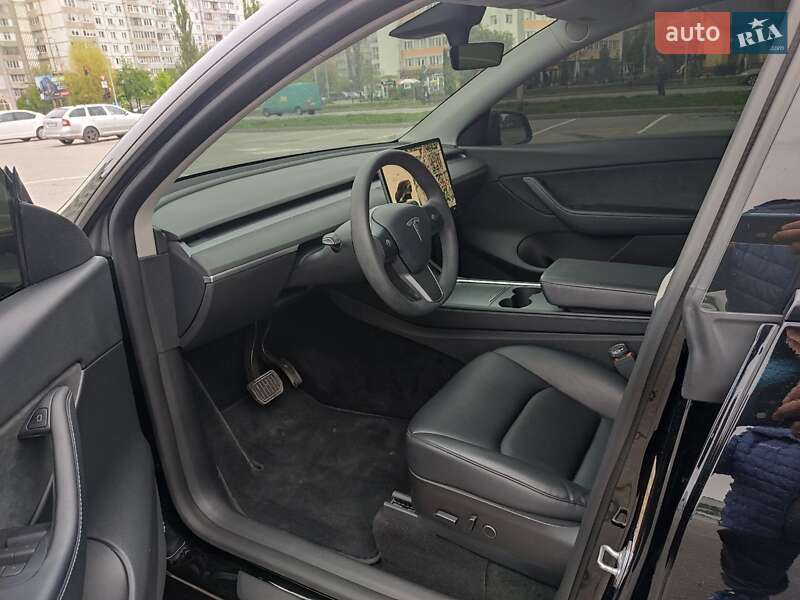 Внедорожник / Кроссовер Tesla Model Y 2022 в Ивано-Франковске