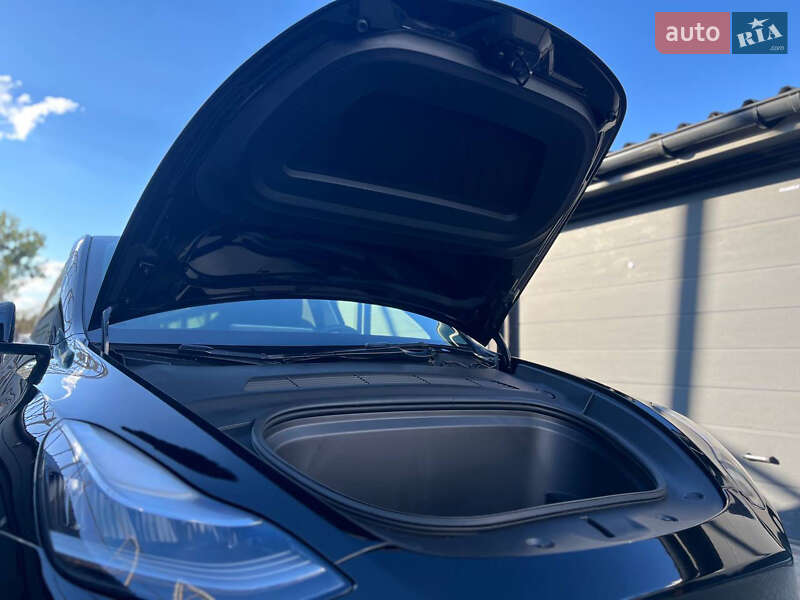 Внедорожник / Кроссовер Tesla Model Y 2022 в Львове фото 30 Внедорожник / Кроссовер Tesla Model Y 2022 в Львове
