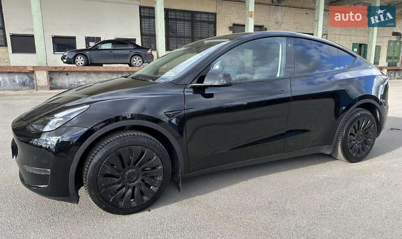 Внедорожник / Кроссовер Tesla Model Y 2021 в Тернополе
