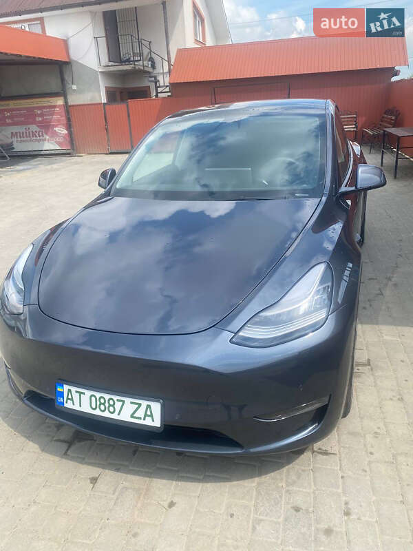 Внедорожник / Кроссовер Tesla Model Y 2021 в Косове