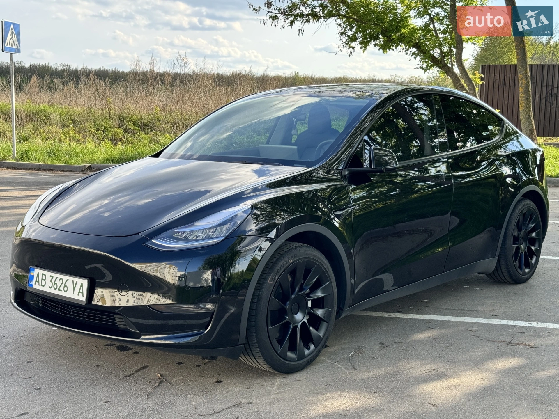 2021 Tesla Model Y - мініатюра 3
