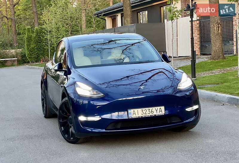 Позашляховик / Кросовер Tesla Model Y 2020 в Києві