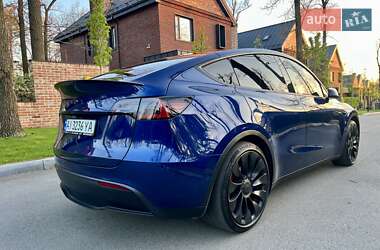 Внедорожник / Кроссовер Tesla Model Y 2020 в 