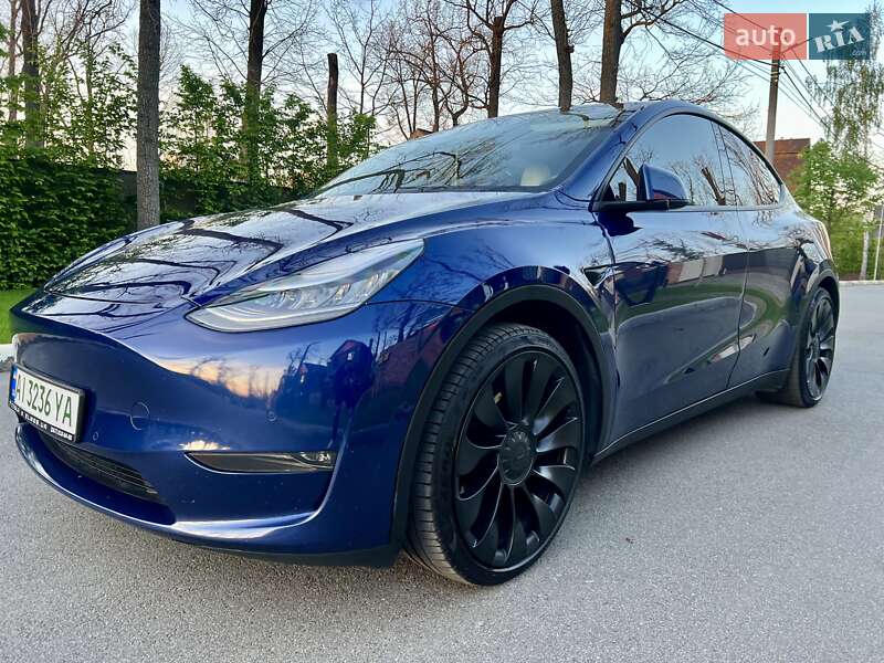 Позашляховик / Кросовер Tesla Model Y 2020 в Києві