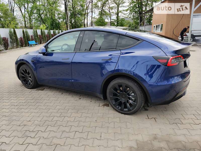 Внедорожник / Кроссовер Tesla Model Y 2022 в Черновцах