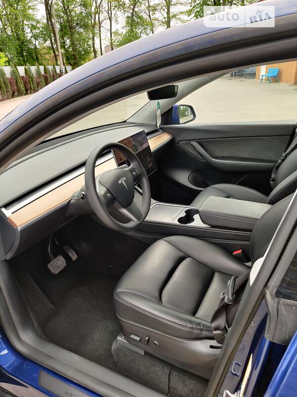 Внедорожник / Кроссовер Tesla Model Y 2022 в Черновцах