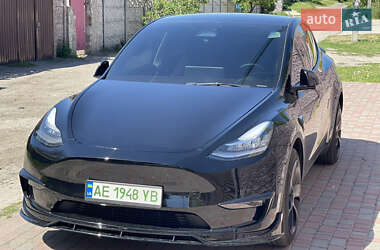 Внедорожник / Кроссовер Tesla Model Y 2023 в 