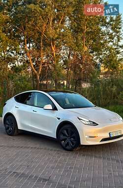 Внедорожник / Кроссовер Tesla Model Y 2020 в 