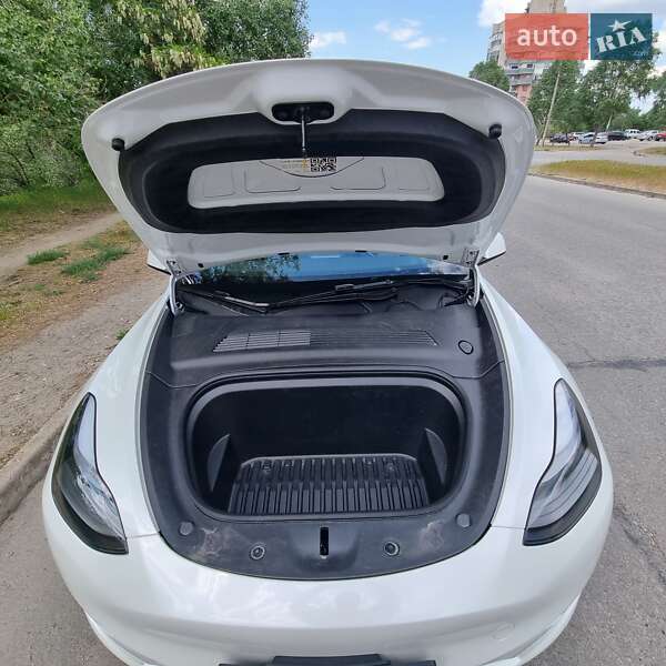 Внедорожник / Кроссовер Tesla Model Y 2021 в Бориславе