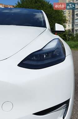 Внедорожник / Кроссовер Tesla Model Y 2023 в Львове
