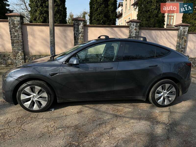 Позашляховик / Кросовер Tesla Model Y 2021 в Львові фото 5 Позашляховик / Кросовер Tesla Model Y 2021 в Львові