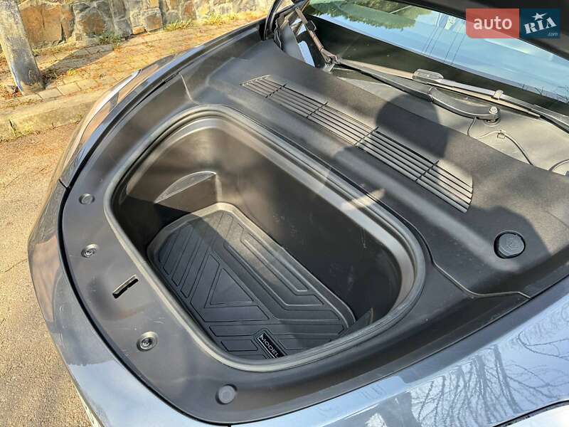 Позашляховик / Кросовер Tesla Model Y 2021 в Львові фото 13 Позашляховик / Кросовер Tesla Model Y 2021 в Львові