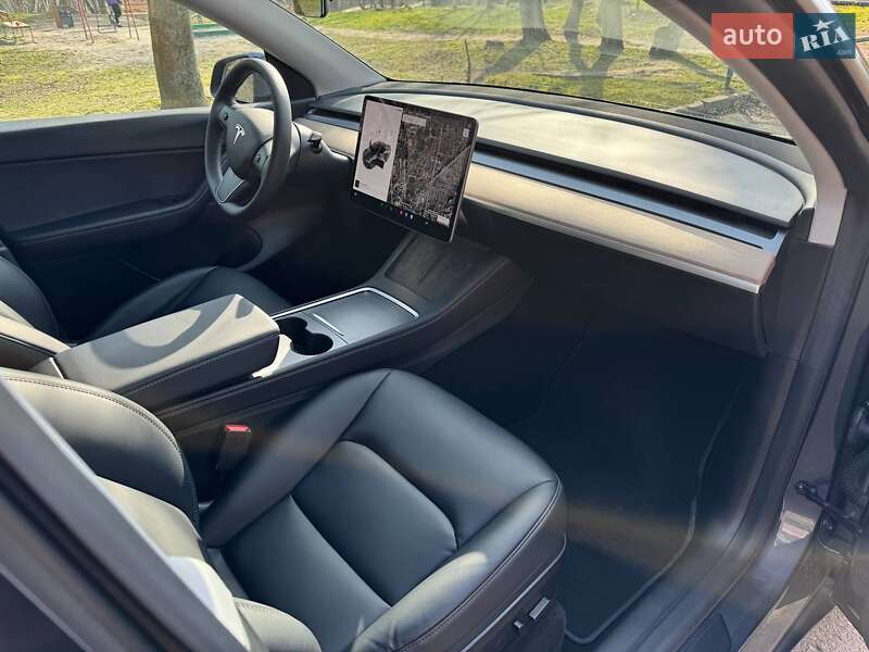 Позашляховик / Кросовер Tesla Model Y 2021 в Львові фото 14 Позашляховик / Кросовер Tesla Model Y 2021 в Львові