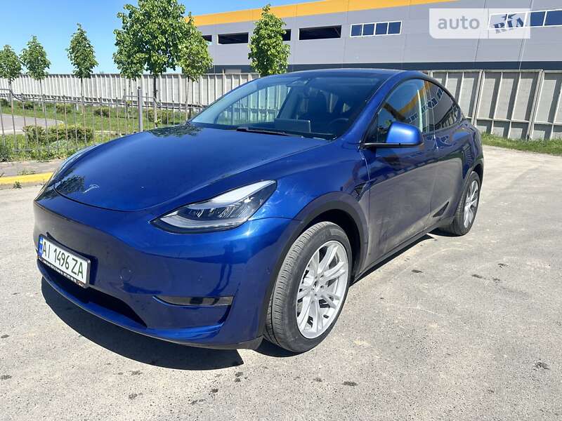 Позашляховик / Кросовер Tesla Model Y 2020 в Бучі