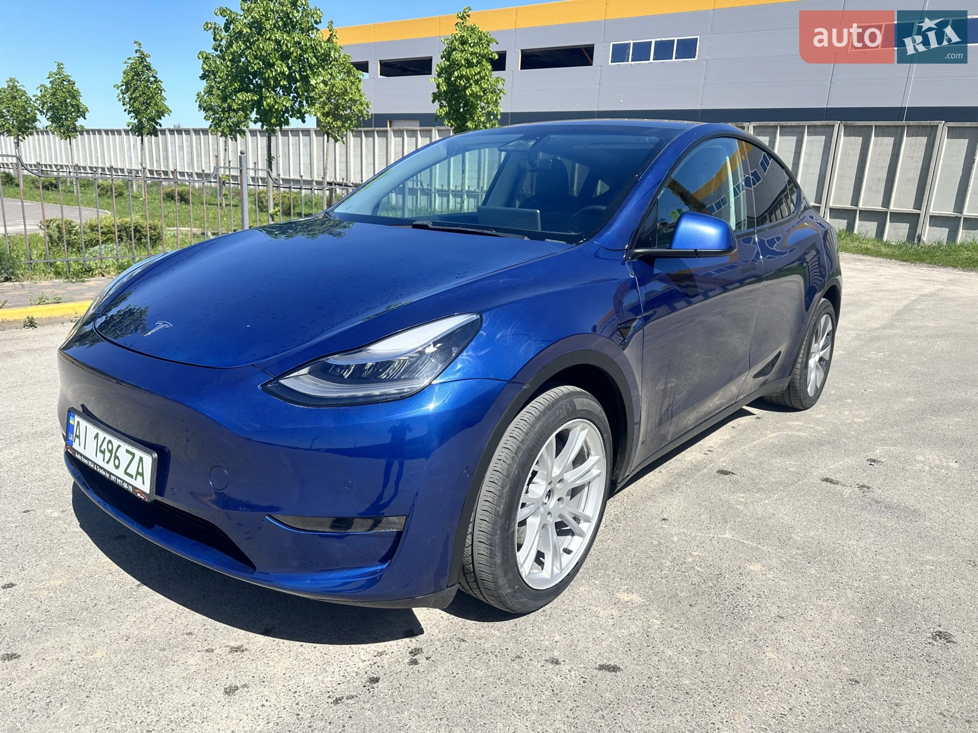 2020 Tesla Model Y - фото 1