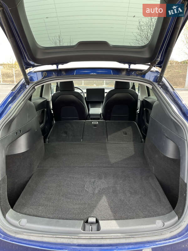Внедорожник / Кроссовер Tesla Model Y 2020 в Виннице