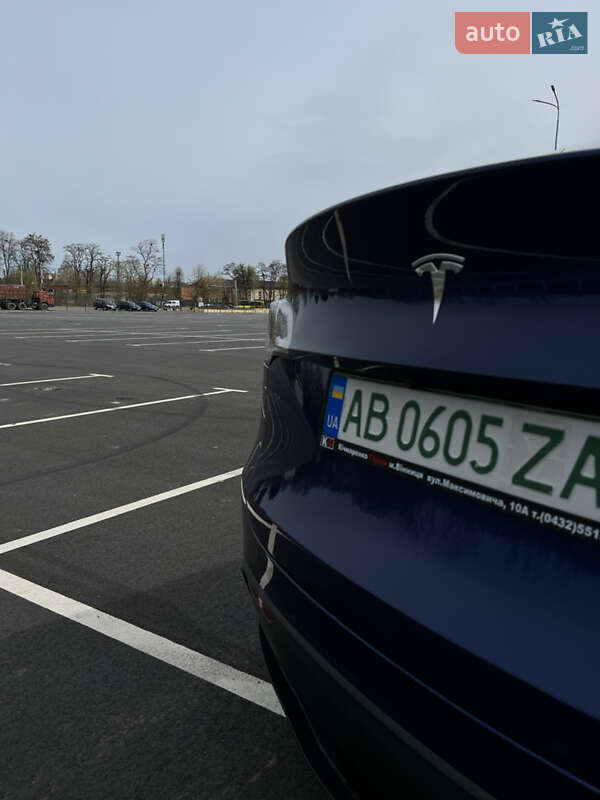 Внедорожник / Кроссовер Tesla Model Y 2020 в Виннице