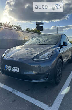 Позашляховик / Кросовер Tesla Model Y 2021 в Львові