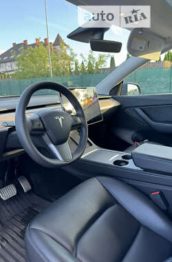 Внедорожник / Кроссовер Tesla Model Y 2021 в Львове