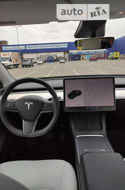 Позашляховик / Кросовер Tesla Model Y 2021 в Броварах