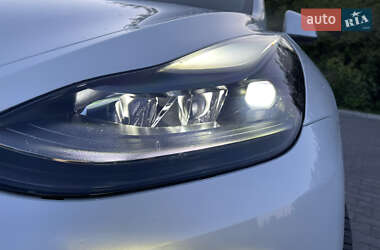 Позашляховик / Кросовер Tesla Model Y 2022 в Хмельницькому