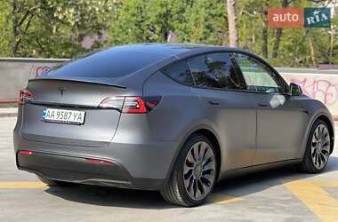Внедорожник / Кроссовер Tesla Model Y 2022 в 