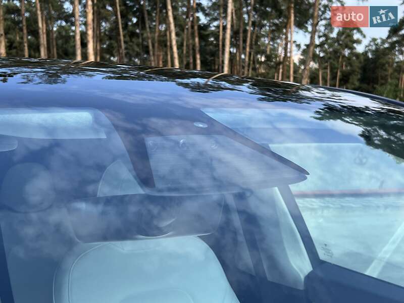 Внедорожник / Кроссовер Tesla Model Y 2022 в Киеве