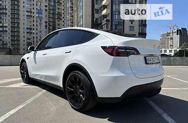 Внедорожник / Кроссовер Tesla Model Y 2022 в Киеве