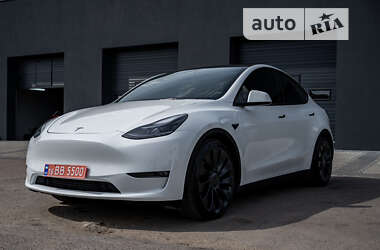 Позашляховик / Кросовер Tesla Model Y 2022 в 