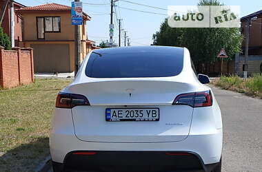 Позашляховик / Кросовер Tesla Model Y 2023 в Дніпрі