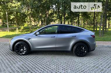 Позашляховик / Кросовер Tesla Model Y 2023 в Києві