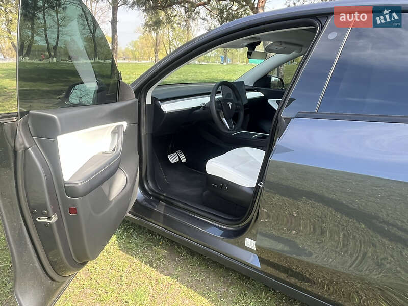 Внедорожник / Кроссовер Tesla Model Y 2022 в Каменском