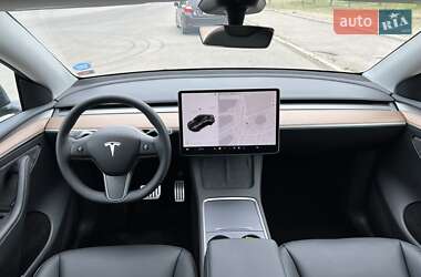 Внедорожник / Кроссовер Tesla Model Y 2023 в Днепре